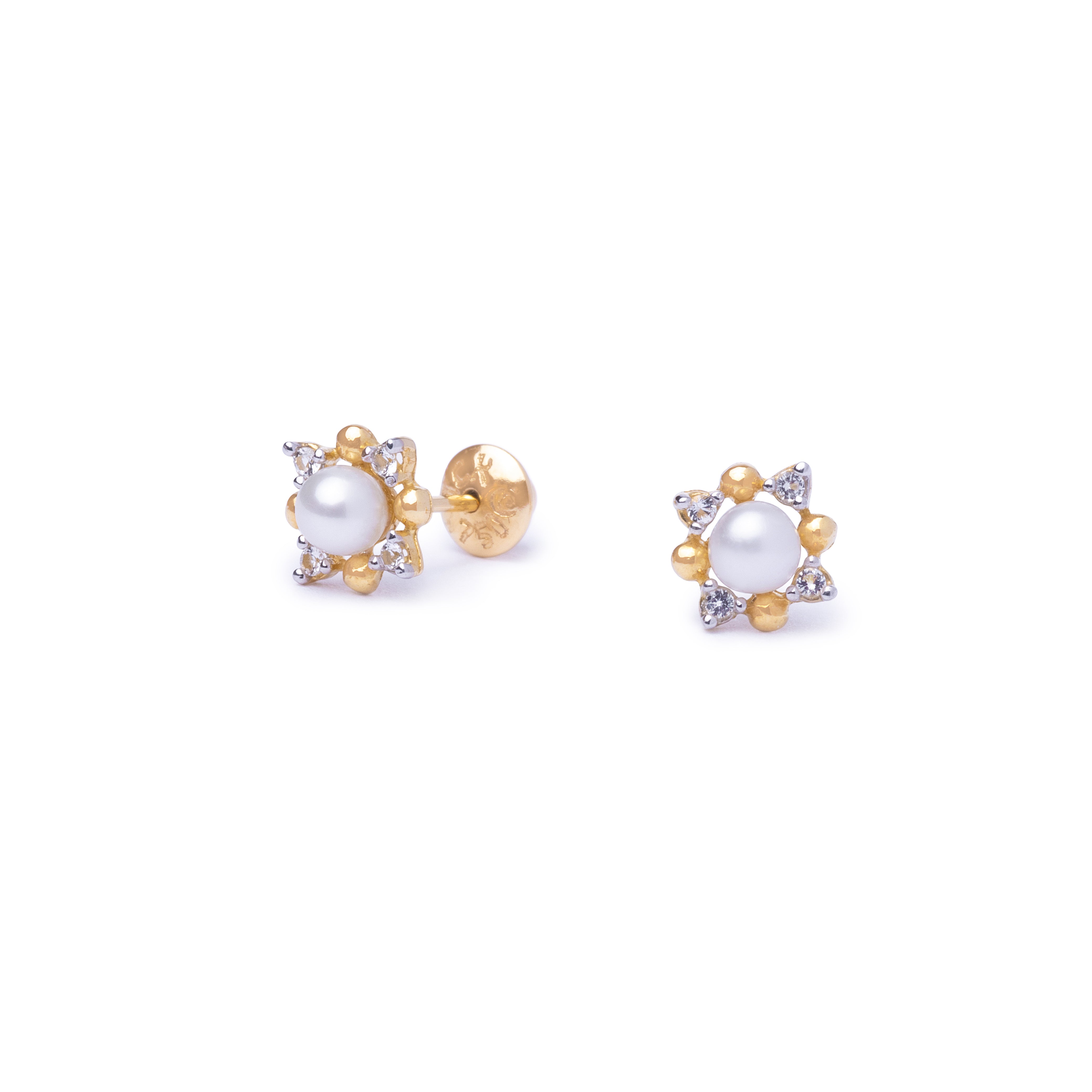 Brinco Petit Star ouro 18k